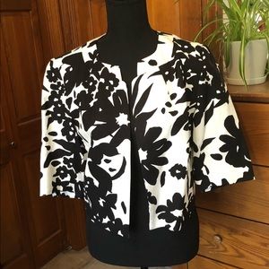 🌸Carmen Marc Valvo Black and White Jacket Size 8